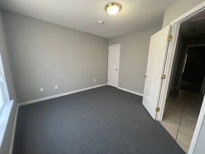 315 Avalon Dr in Carrollton, GA - Building Photo - Building Photo