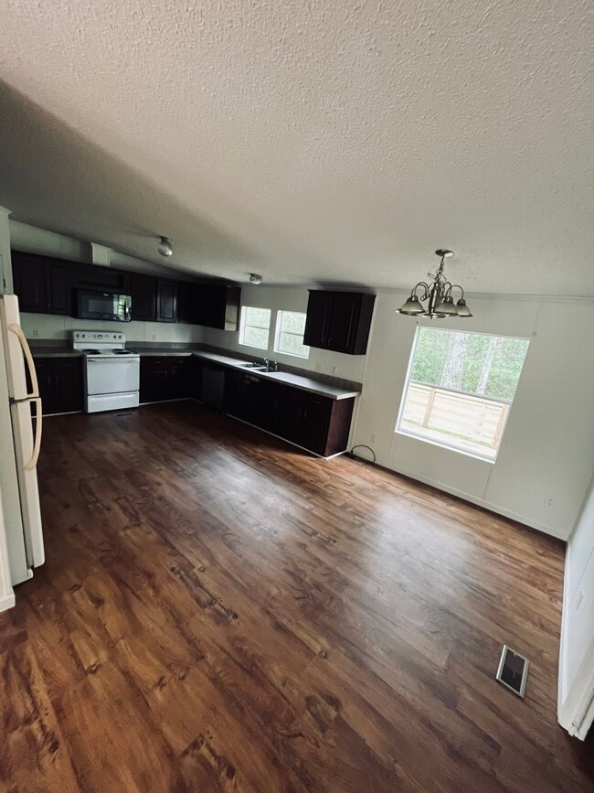 16093 Outland Dr in Loxley, AL - Building Photo - Building Photo