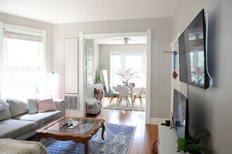 1026 W Roscoe St in Chicago, IL - Building Photo - Building Photo
