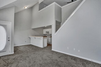 324 N Grove Cir in Brandon, MS - Building Photo - Building Photo