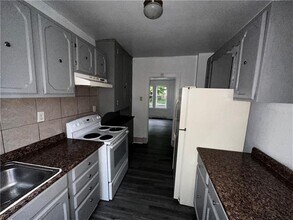 410 Hallam Ave in Washington, PA - Building Photo - Building Photo