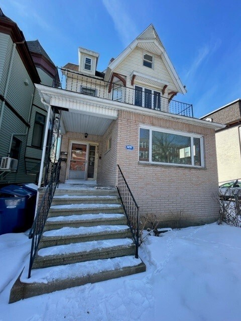 600 Niagara St in Buffalo, NY - Building Photo