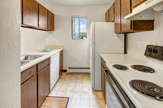 Deer Park in Anchorage, AK - Building Photo - Building Photo