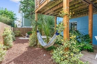 The Bungalow in Wrightsville Beach, NC - Building Photo - Building Photo