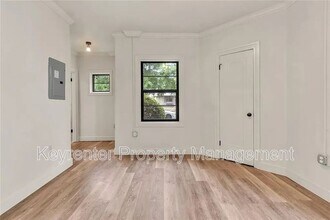 1838 NW 11th St in Oklahoma City, OK - Building Photo - Building Photo