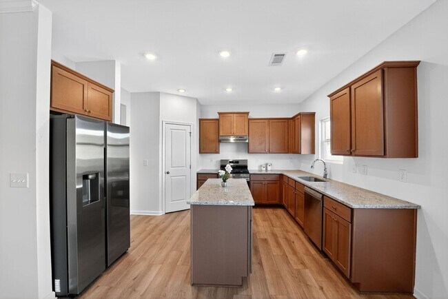 233 Bloomfield Cir in Canton, GA - Building Photo - Building Photo