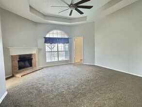 7901 Old Hickory Dr in Fort Worth, TX - Building Photo - Building Photo