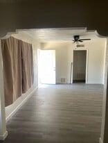 912 Jeffrey St in Bakersfield, CA - Building Photo