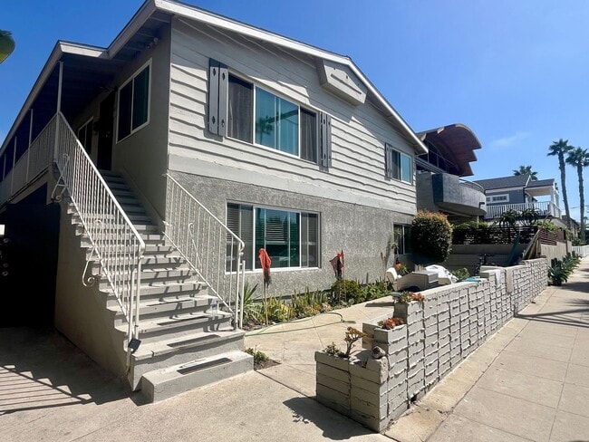 property at 435 4th St