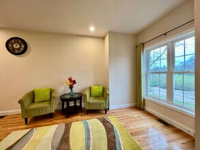 45 Candlelight Ln in Bellingham, MA - Building Photo - Building Photo
