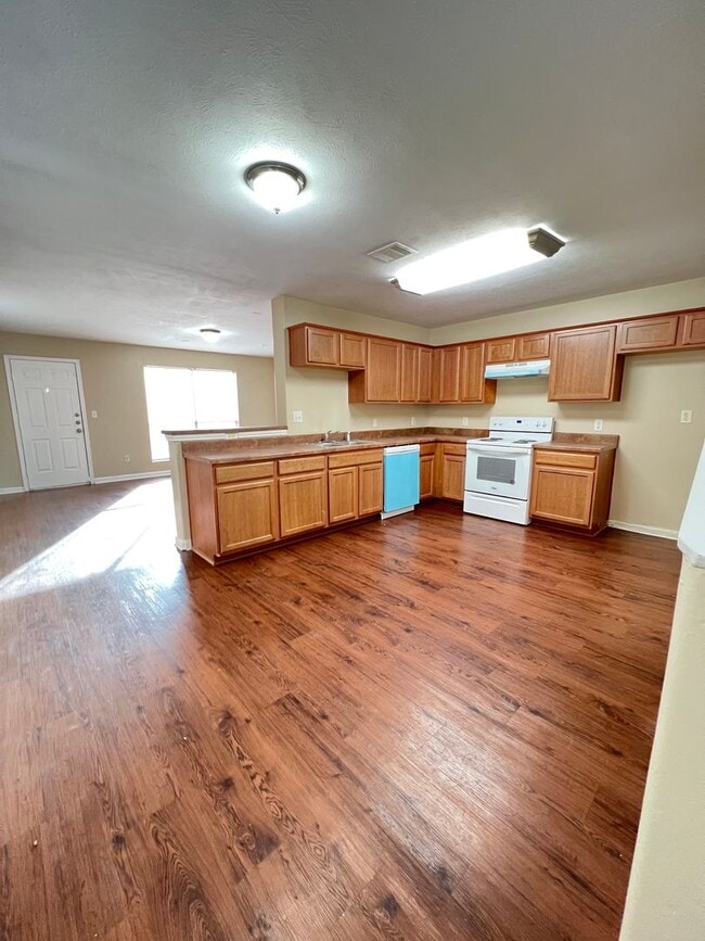 10626 Pine Landing Dr in Houston, TX - Building Photo - Building Photo