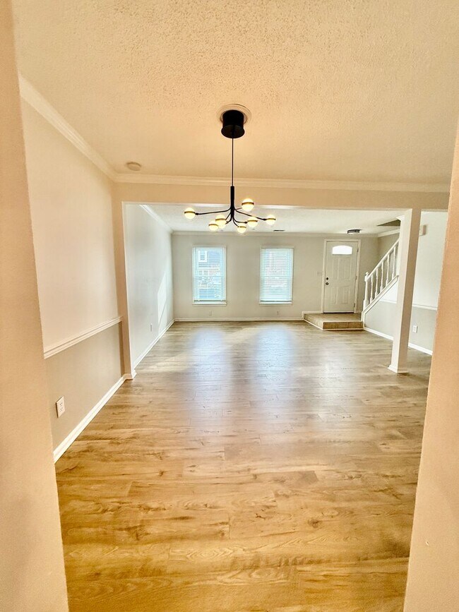 539 Biltmore Dr in Virginia Beach, VA - Foto de edificio - Building Photo