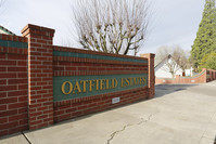 Oatfield Estates in Milwaukie, OR - Foto de edificio - Building Photo