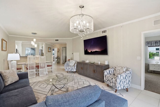 7831 Regal Heron Cir in Naples, FL - Building Photo - Building Photo