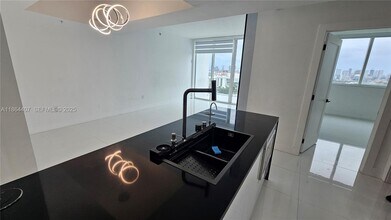 1861 NW N River Dr in Miami, FL - Building Photo - Building Photo