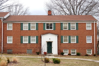 Camptron Apartments in Cleveland, OH - Building Photo - Building Photo