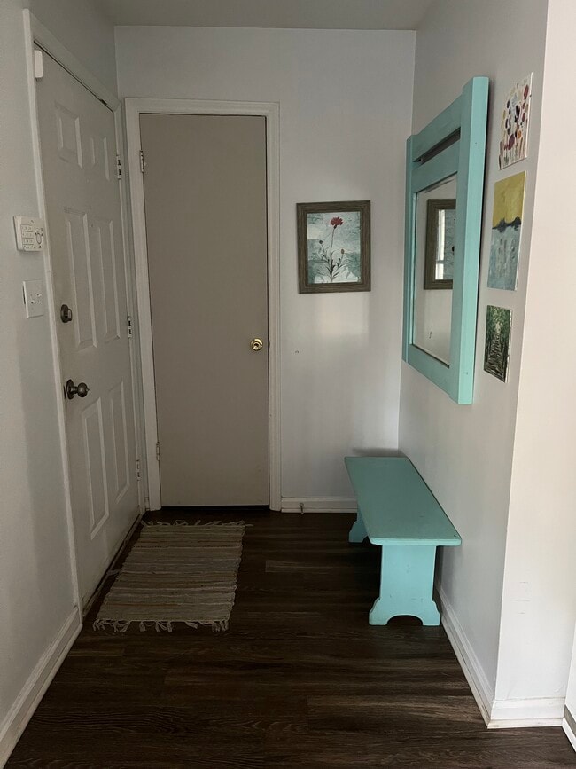 2119 Strebor St in Durham, NC - Foto de edificio - Building Photo