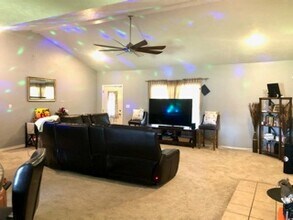 710 Woodland Dr in Leesville, LA - Building Photo - Building Photo