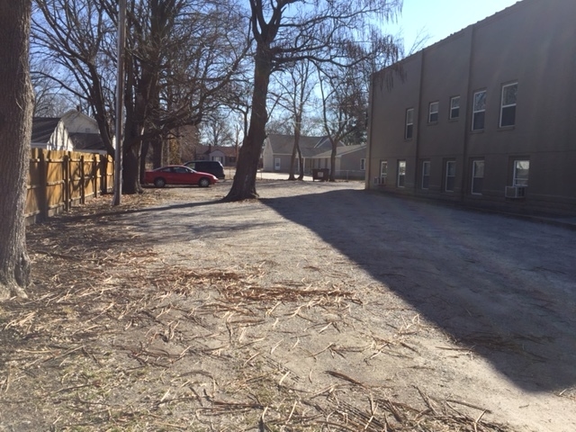 616 S 2nd St in Clinton, MO - Building Photo