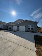 111 Brawley Villas Pl in Mooresville, NC - Building Photo - Building Photo