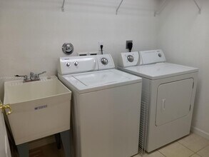 2904 Hidden Hills Rd in West Palm Beach, FL - Building Photo - Building Photo