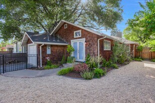 150 Nevada Ave in Palo Alto, CA - Building Photo