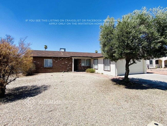 2438 E Inverness Ave in Mesa, AZ - Building Photo - Building Photo