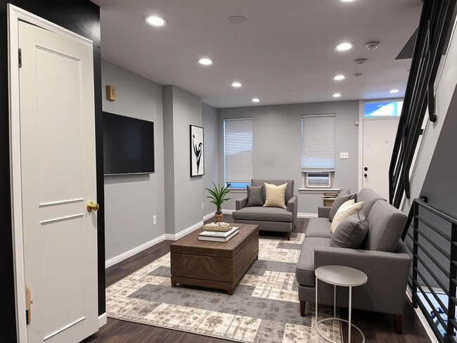 3834 Parrish St in Philadelphia, PA - Building Photo - Building Photo
