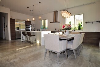 1462 E Goldcrest St in Gilbert, AZ - Foto de edificio - Building Photo