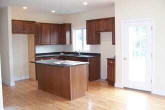 509 Main St in Old Saybrook, CT - Building Photo - Building Photo