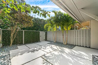 3543 S Ocean Blvd-Unit -113 in South Palm Beach, FL - Building Photo - Building Photo