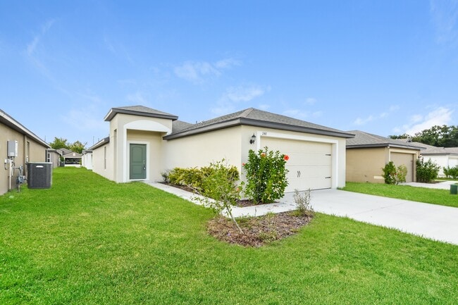 509 Kensington View Dr in Winter Haven, FL - Foto de edificio - Building Photo