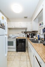 607 W Wrightwood Ave, Unit 814 in Chicago, IL - Foto de edificio - Building Photo