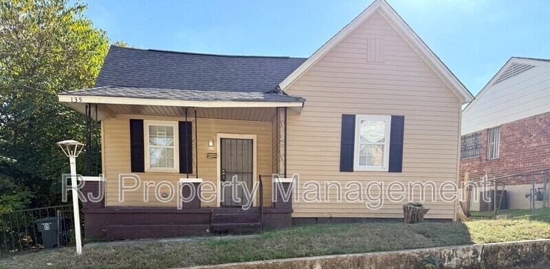 135 Modder Ave in Memphis, TN - Building Photo