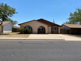 1730 E 53rd St in Odessa, TX - Building Photo