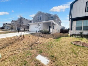 517 Sour Cherry Ln in Georgetown, TX - Building Photo - Building Photo
