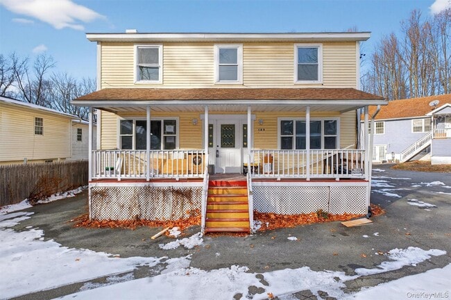 149 Lewis Ln in Wallkill, NY - Foto de edificio - Building Photo