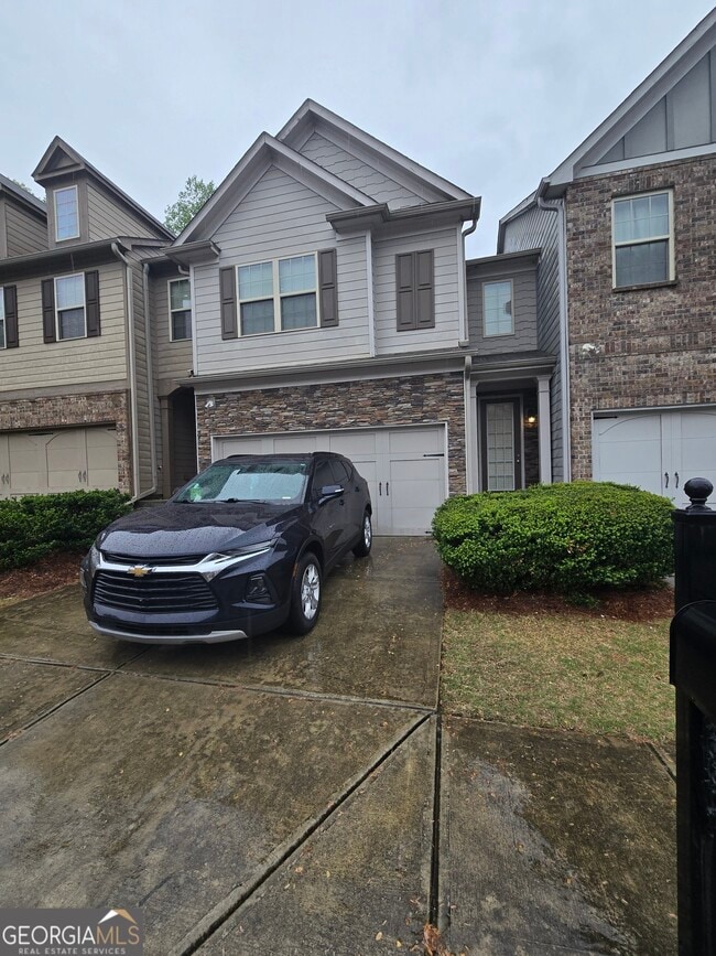 property at 3511 Brockenhurst Dr