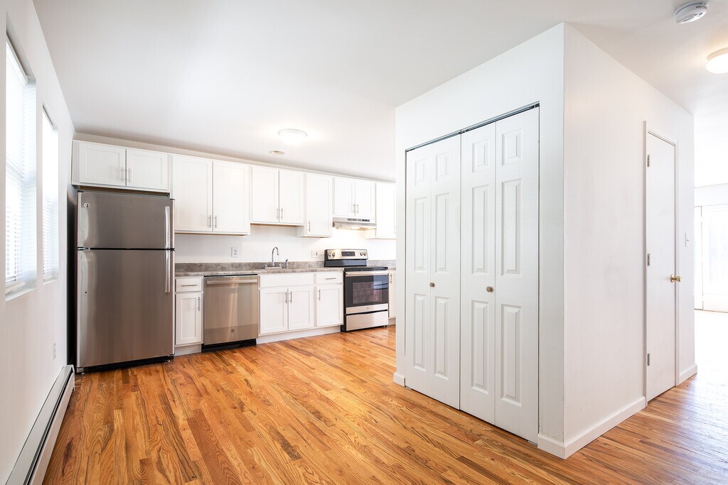 Cornwall Park Townhouses Cornwall, NY Apartments