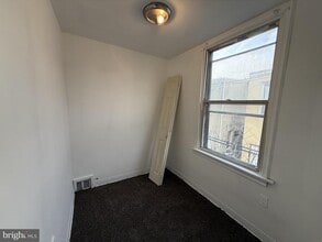 1517 S Dover St in Philadelphia, PA - Building Photo - Building Photo