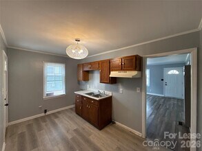 3115 Seymour Dr in Charlotte, NC - Building Photo - Building Photo