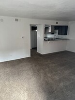 204 N Bruce St in Las Vegas, NV - Building Photo