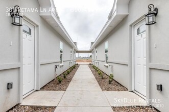 300 Retama Ln in Weslaco, TX - Building Photo - Building Photo