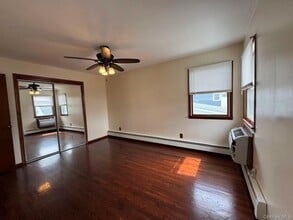 233 Grand Ave in West Hempstead, NY - Building Photo - Building Photo