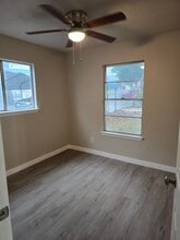 5139 Grovehill St in San Antonio, TX - Building Photo - Building Photo