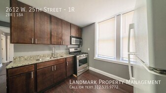 2612 W 25th St in Chicago, IL - Building Photo