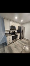 468 Cherry Ln, Unit Upstairs in Manteca, CA - Building Photo - Building Photo