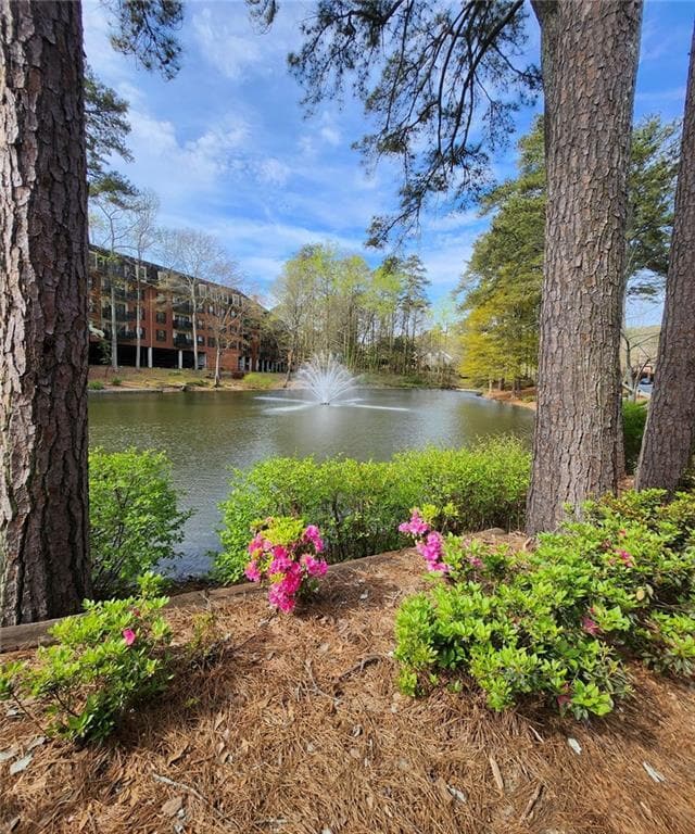 23311 Plantation Dr NE in Atlanta, GA - Building Photo - Building Photo