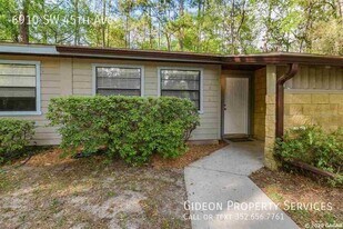 6910 SW 45th Ave in Gainesville, FL - Building Photo