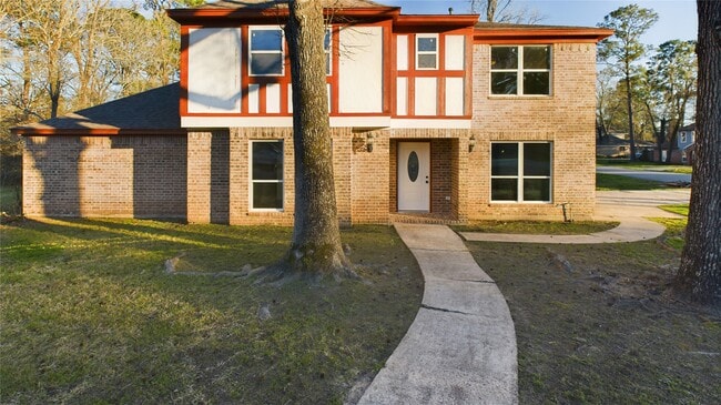 556 Roanoke Dr